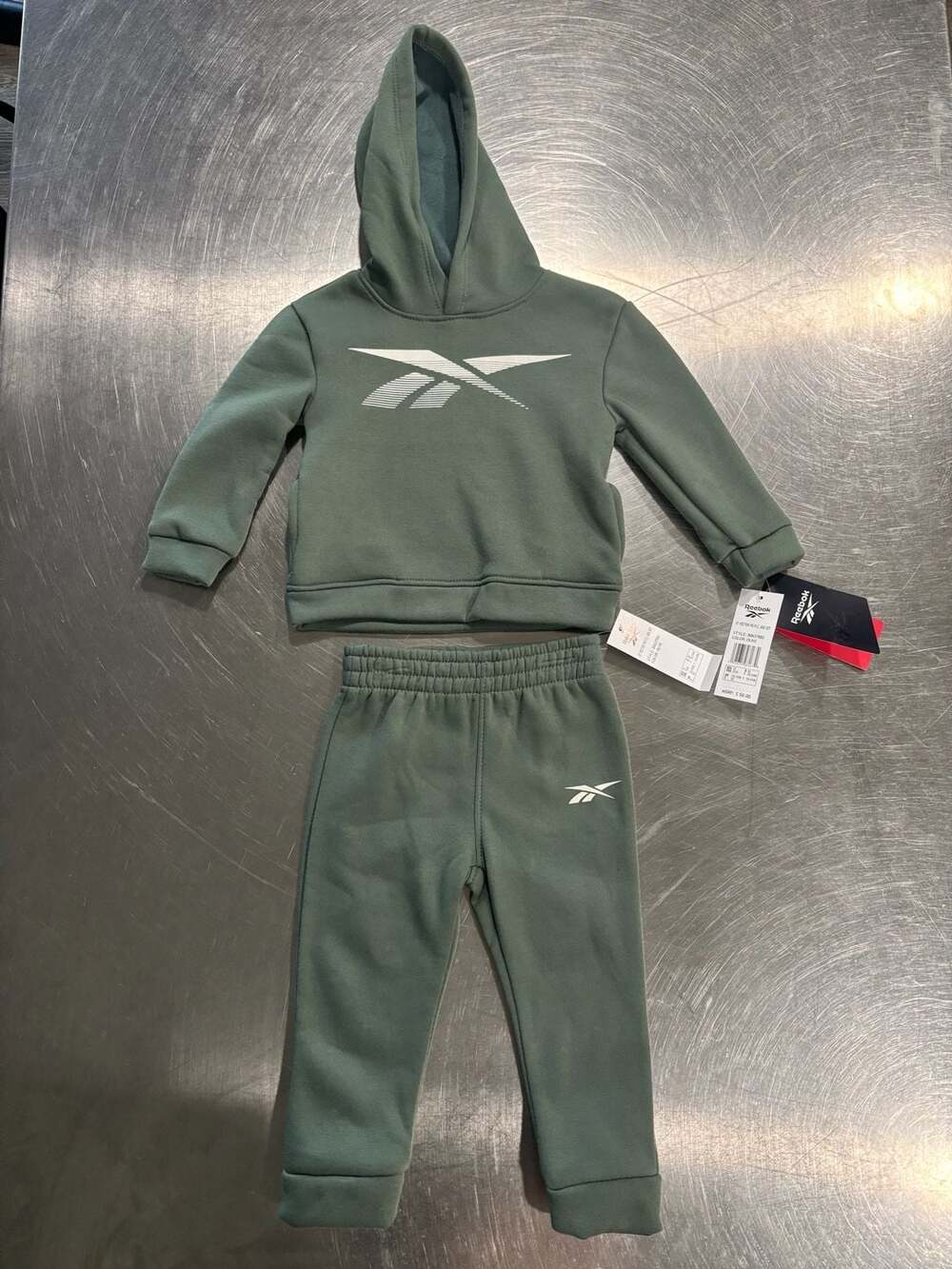Reebok Baby Boys 2 Piece Fleece Hoodie Pants Set Olive Green 2T